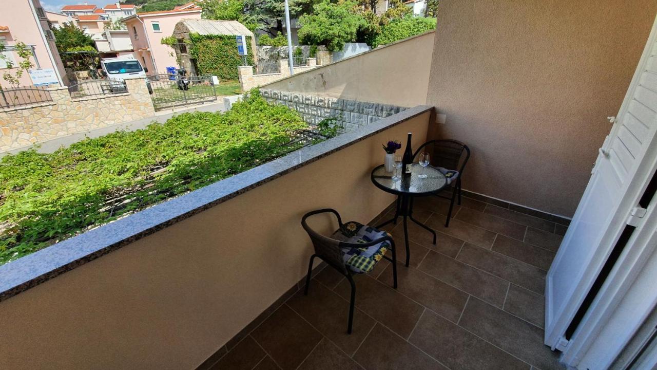 Double Rooms Tomica 2 With Balcony バスカ エクステリア 写真